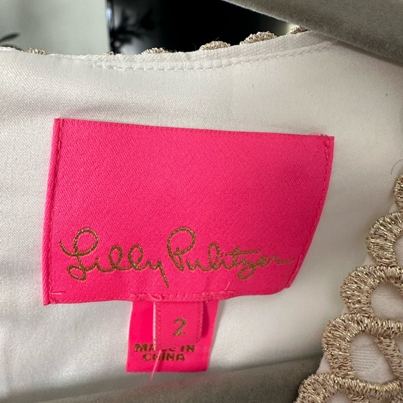 Lilly Pulitzer. White and gold embroidered NWT dress. Size 2 - Picture 6 of 6